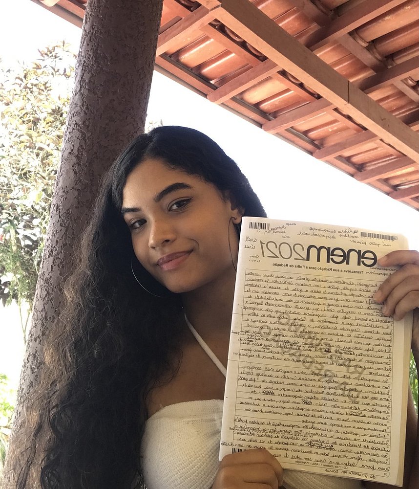 Estudante de Maceió tira nota mil na redação do Enem: 'Foi um ano