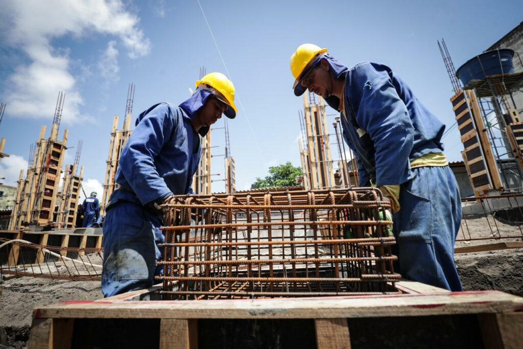 Rodolfo Loepert/PCR (obras do habitacional do Pilar e entrega do habitacional Encanta Moça)