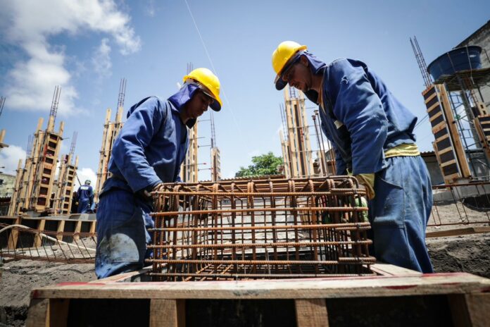 Rodolfo Loepert/PCR (obras do habitacional do Pilar e entrega do habitacional Encanta Moça)