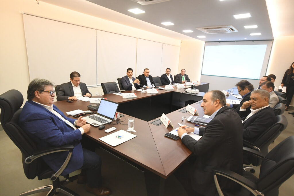 Reunião Governador João Azevedo e grupo Stellantis foto Jose Marques