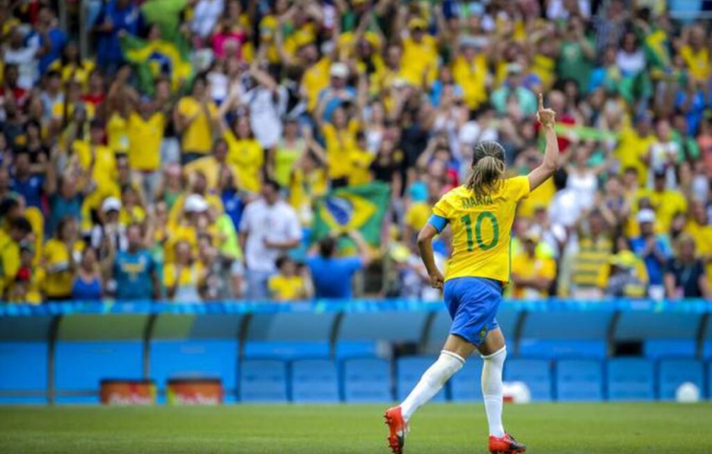 MArta e torcida do Brasil