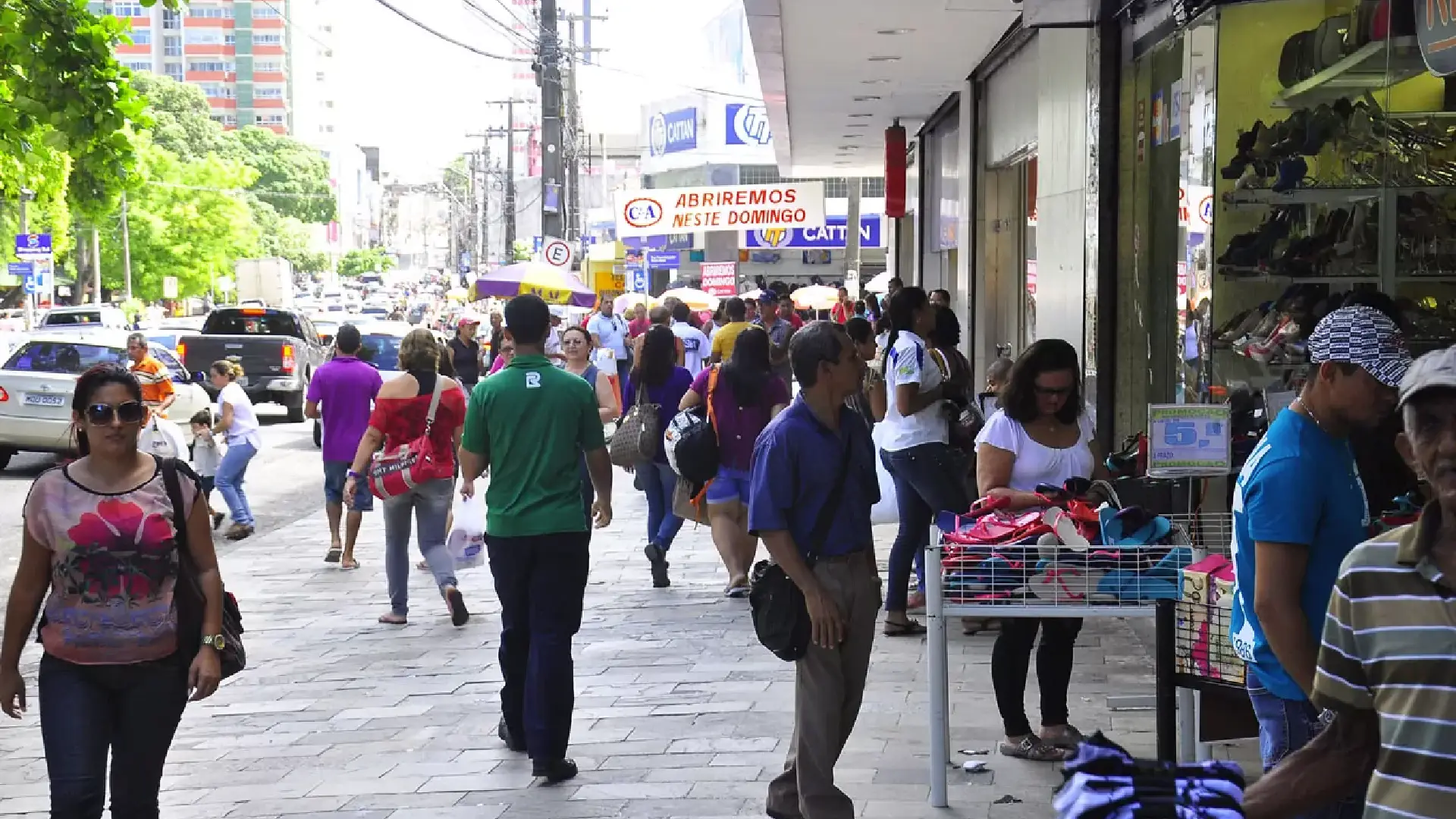 centro-de-joao-pessoa-pedestres-comercio-foto-jose-lins-11