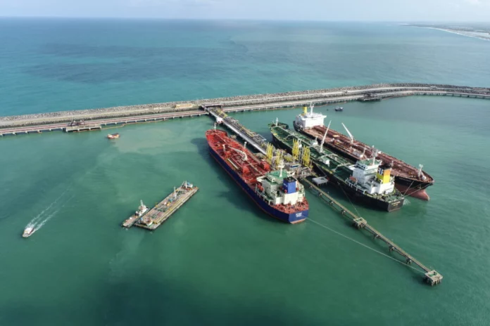 As operações de bunker já abasteceram em Suape Foto Porto de Suape