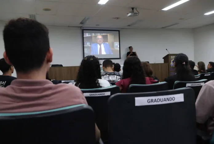 Estudantes da UECE. Foto: Casa Civil governo do Ceará