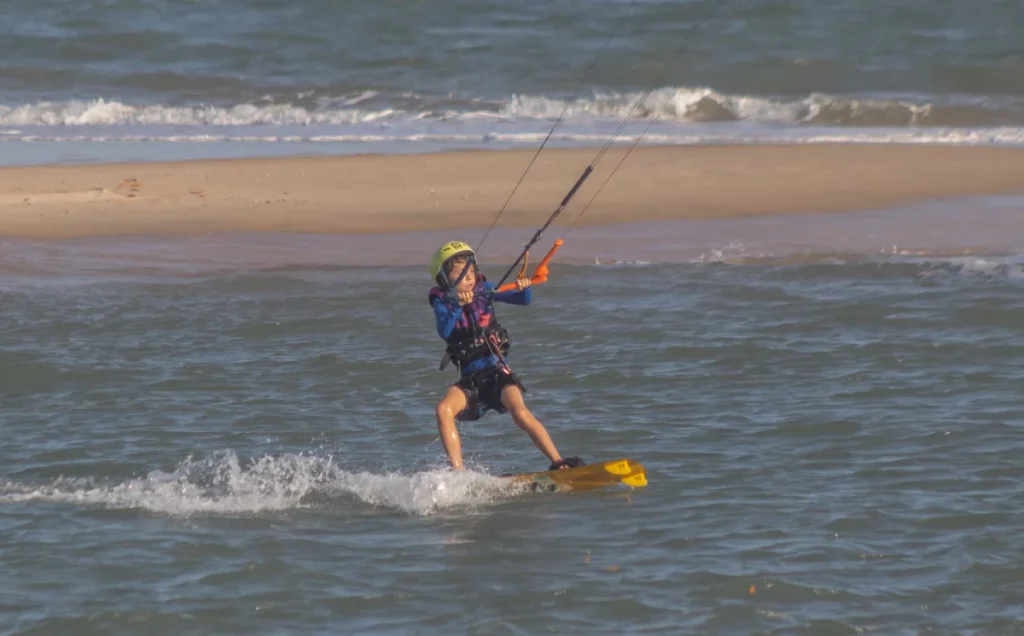 Aula iniciantes Kite Master Barra de Cunhau RN 3 foto Iraktan Ramos