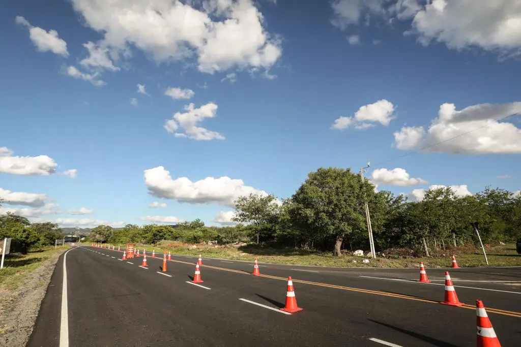 Estrada em PE Hesíodo Góes_Secom 