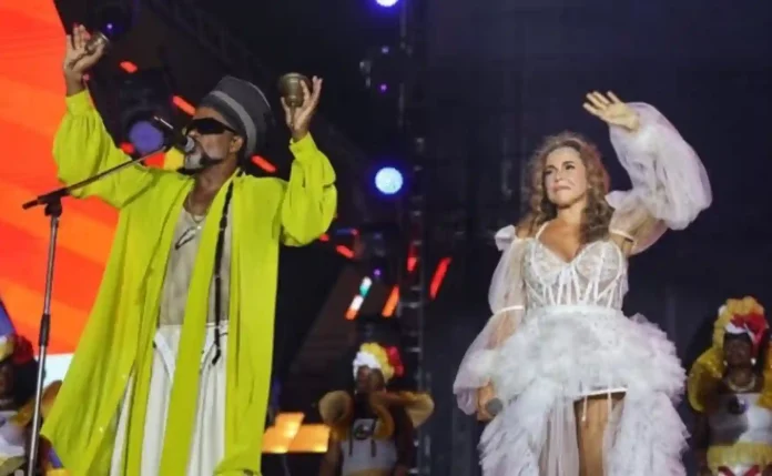 Daniela Mercury e Carlinhos Brown no palco. Foto: GOVBA