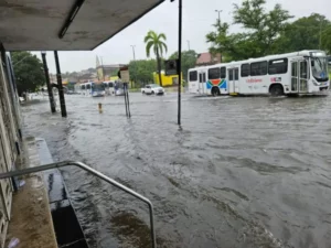 chuva em Joao Pessoa foto SEMOB