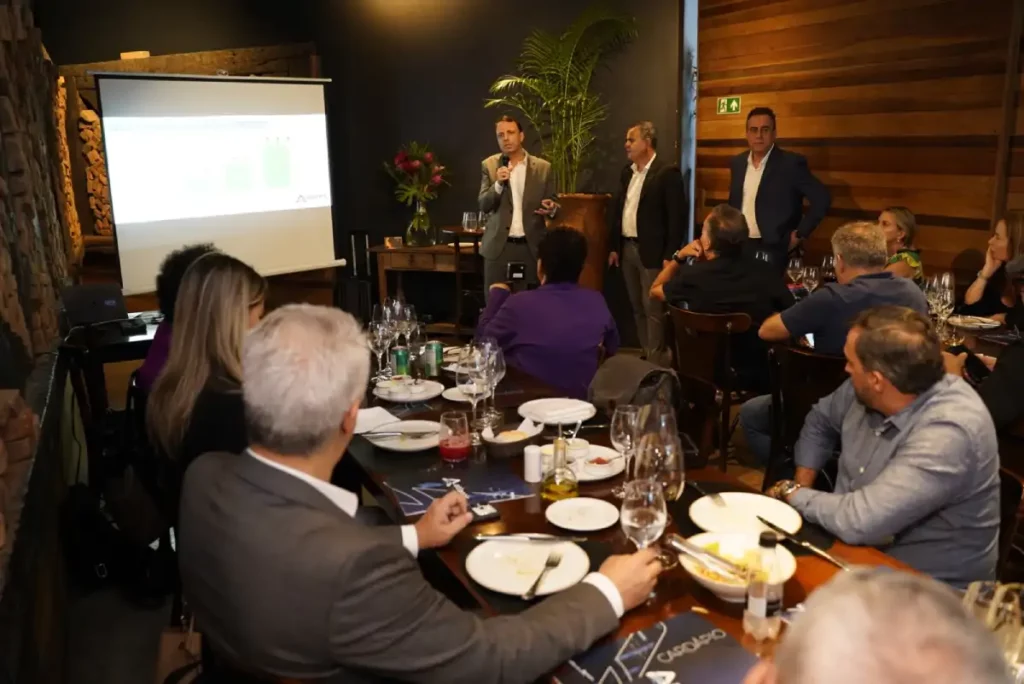 evento de apresentação de Data Center no Nordeste PROJETO RECIFE 1 