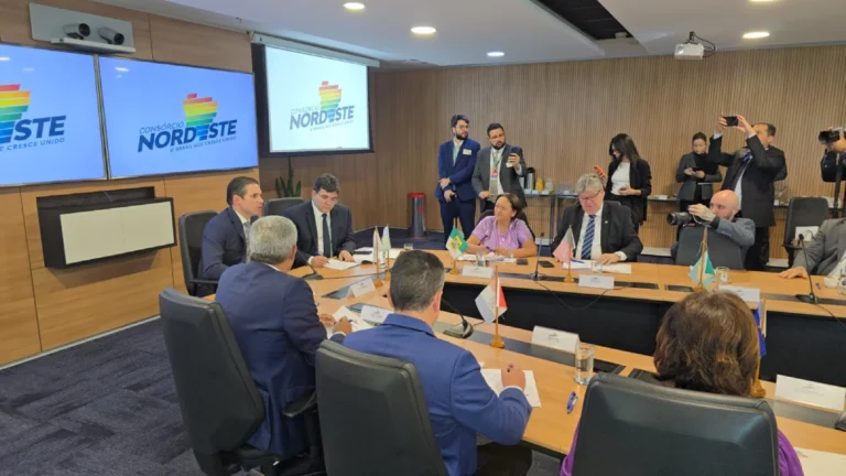 Consórcio Nordeste em reunião em Brasilia foto