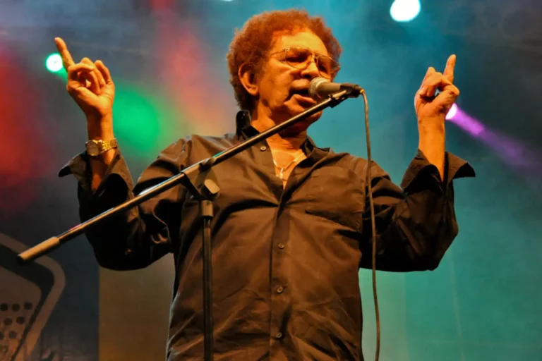 Reginaldo Rossi é o maior nome da música brega do Nordeste. Foto: Wikipedia
