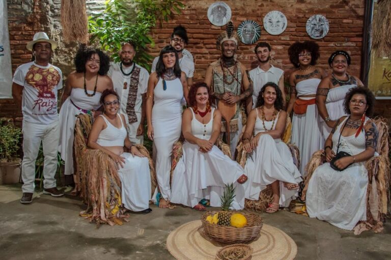 Grupo Raízes/Foto: Fabi Velôso