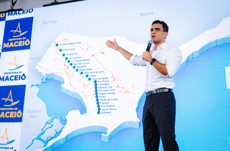 prefeito JHC em evento foto Jonathan Lins Secom Maceió
