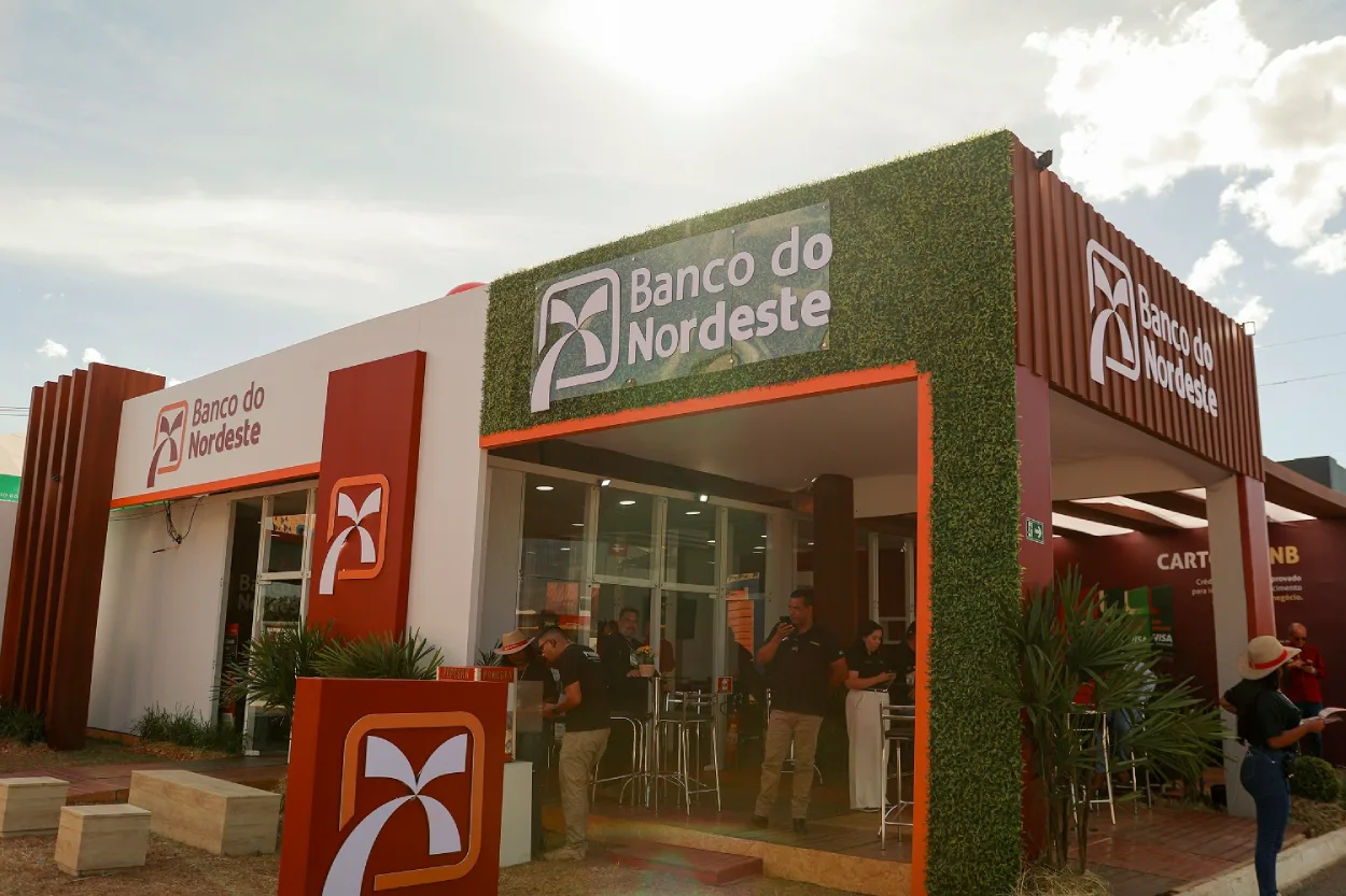 imagem da fachada do BNB em um evento