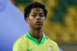 Zé Lucas, do Sport, atuando pela seleção