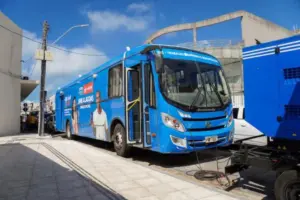 onibus estacionado
