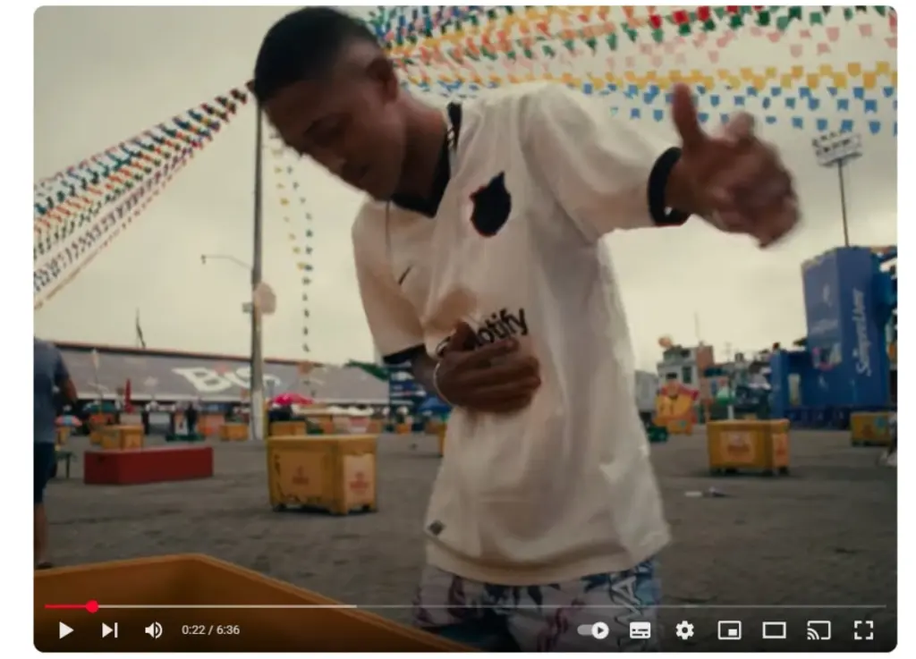 homem dancando