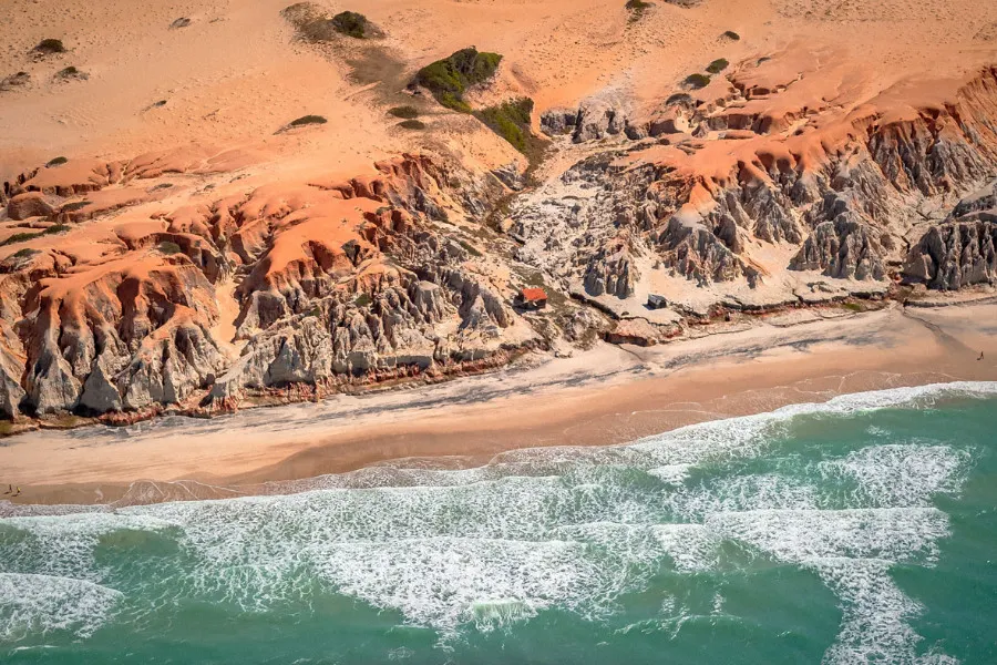 visao aerea de falera o mar