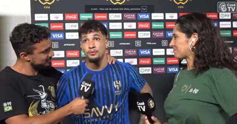 Marcos Leonardo dando entrevista