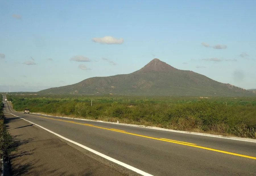Pico_do_Cabugi_RN_01