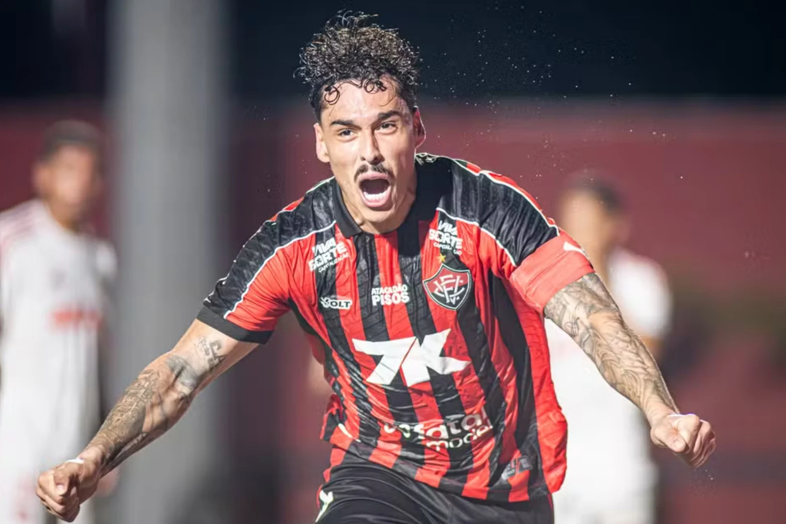 Lucas Halter comemora gol. Foto_ Victor Ferreira_ECV