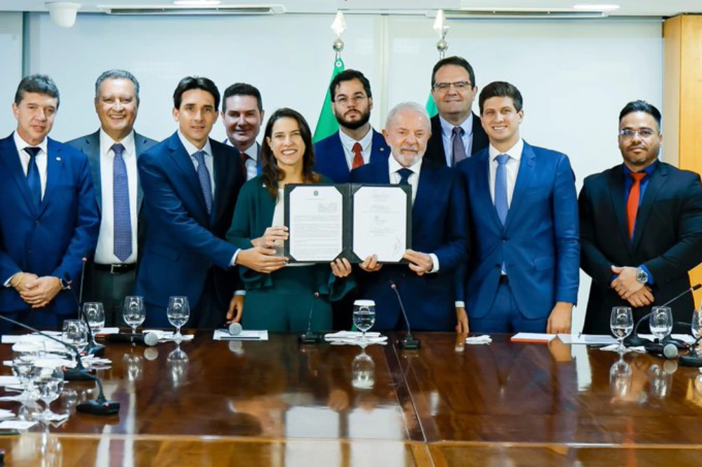 reunião em Brasília sobre o metro de Recife foto divulgação