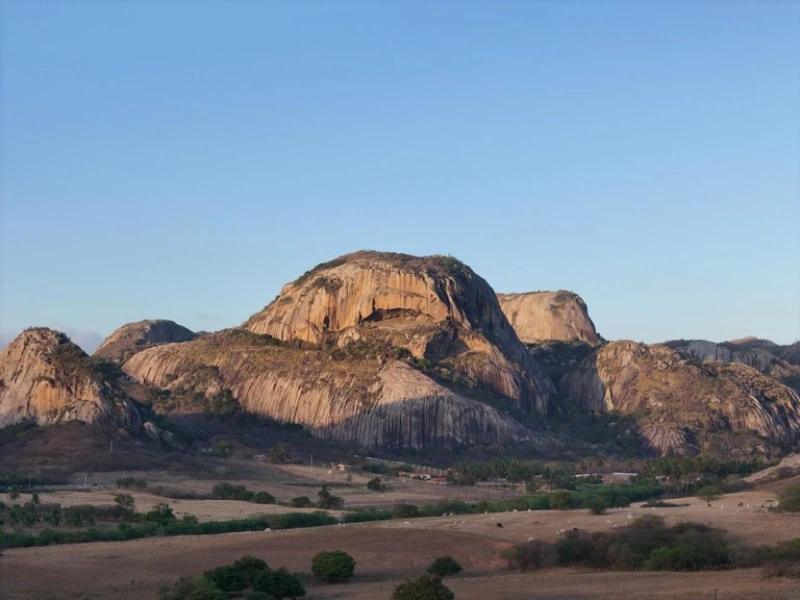 Parque Estadual da Pedra da Boca visto do horizonte