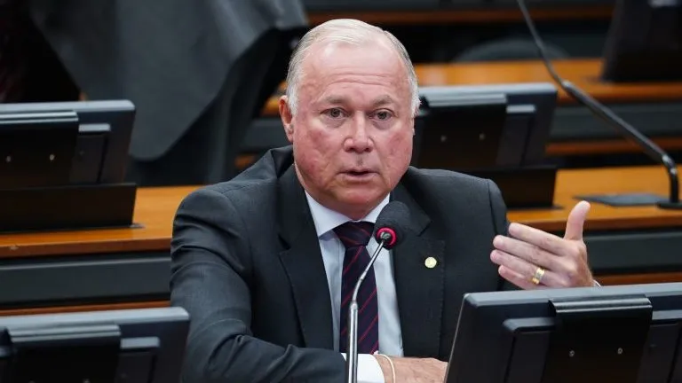 Paulo Azi  Foto Paulo Valadares Câmara