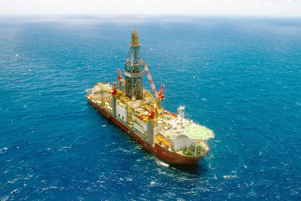 Navio Plataforma da petrobras