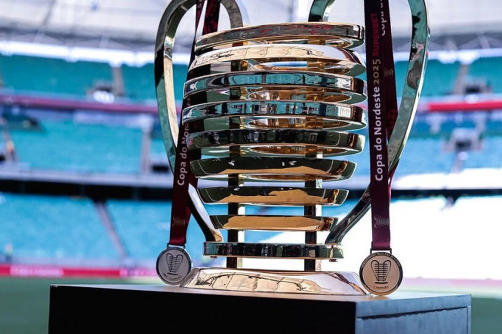 Troféu da Copa do Nordeste. Foto: Maurícia da Matta/CBF