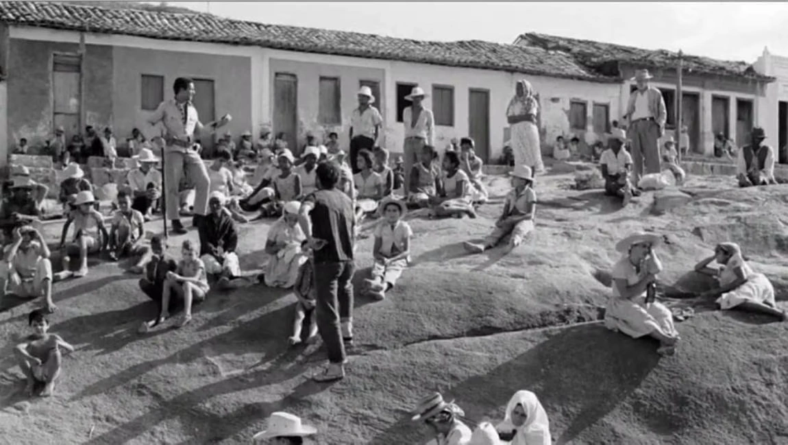 OS FUZIS de Ruy Costa
