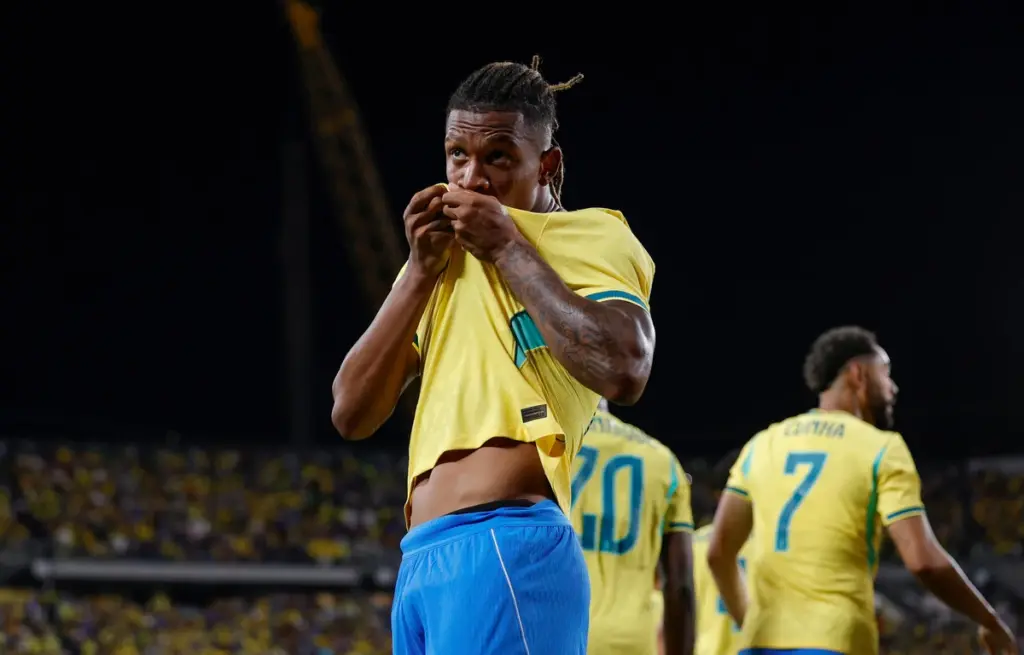 Danilo faz seu gol com a camisa do Brasil foto Rafael Ribeiro CBF