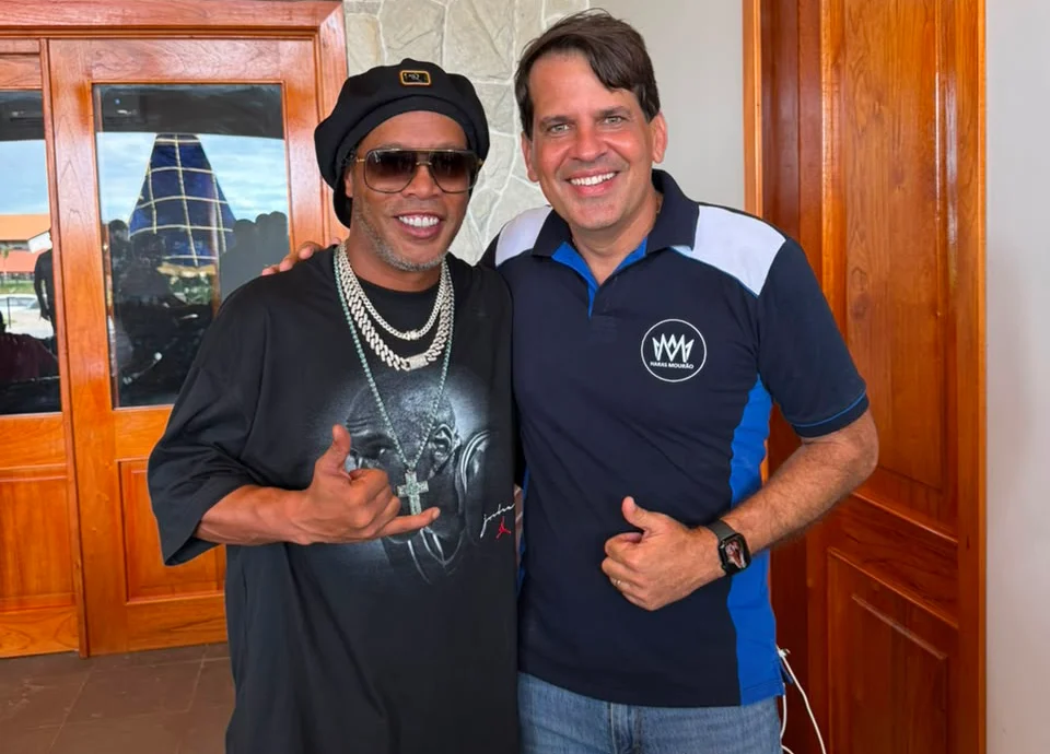 ronaldinho e thiago cartaxo