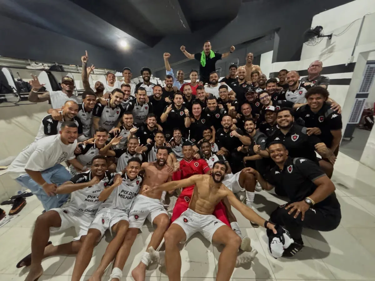 festa dos jogadores no vestiário
